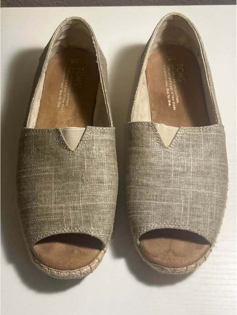 TOMS Womenβs Size 8 Gray Linen Open Toe Alpargata Espadrille Flats Slip On Shoes